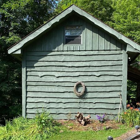 Moore House Inn & Cabins Marlinton Εξωτερικό φωτογραφία