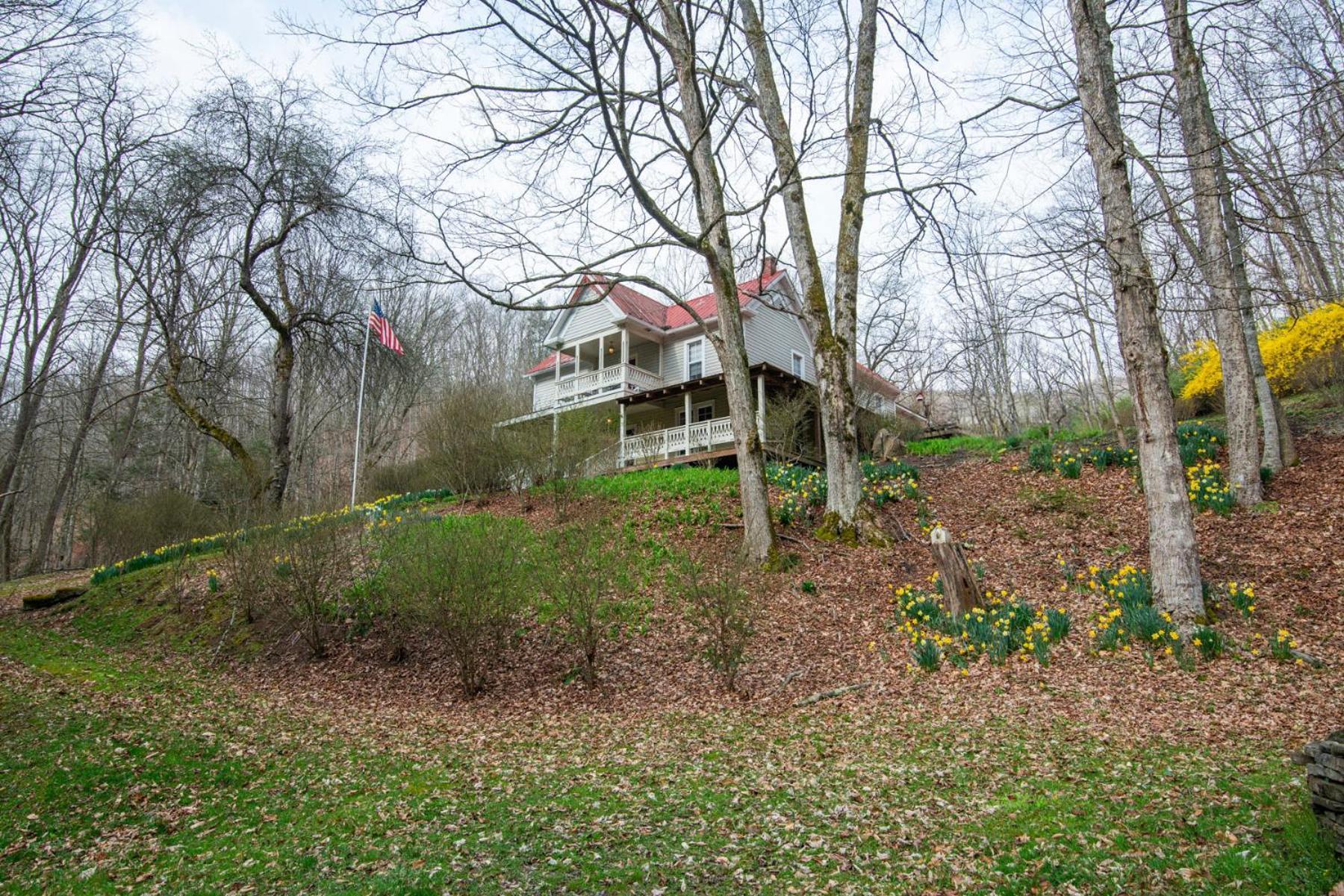 Moore House Inn & Cabins Marlinton Εξωτερικό φωτογραφία