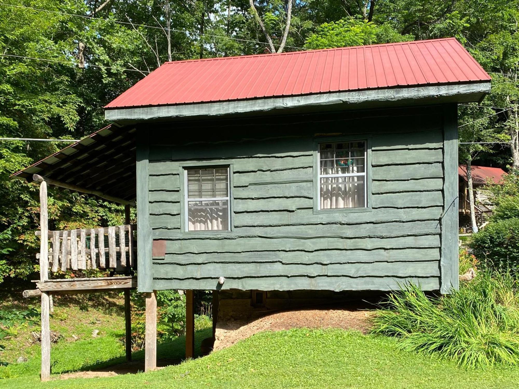 Moore House Inn & Cabins Marlinton Εξωτερικό φωτογραφία