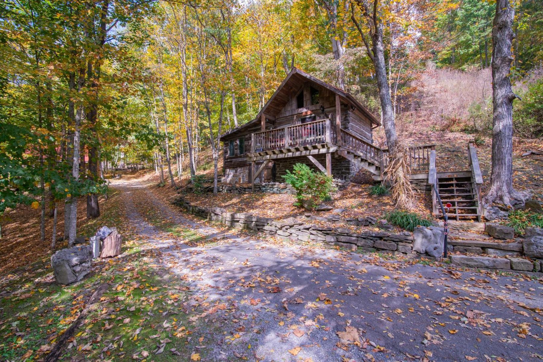 Moore House Inn & Cabins Marlinton Εξωτερικό φωτογραφία