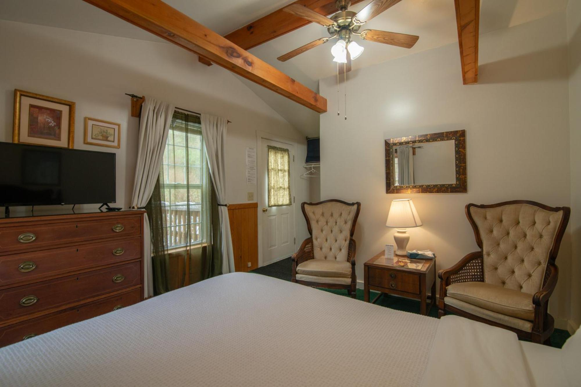 Moore House Inn & Cabins Marlinton Δωμάτιο φωτογραφία