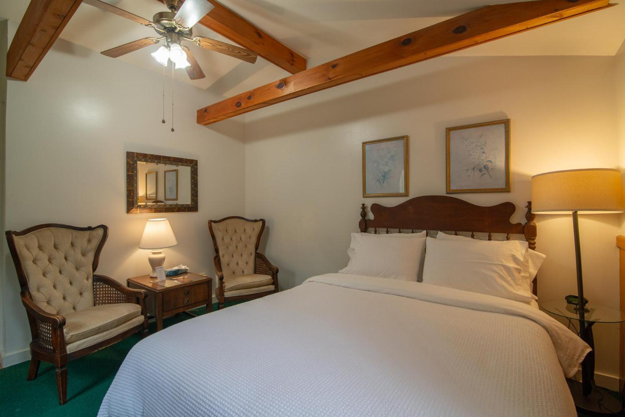 Moore House Inn & Cabins Marlinton Εξωτερικό φωτογραφία