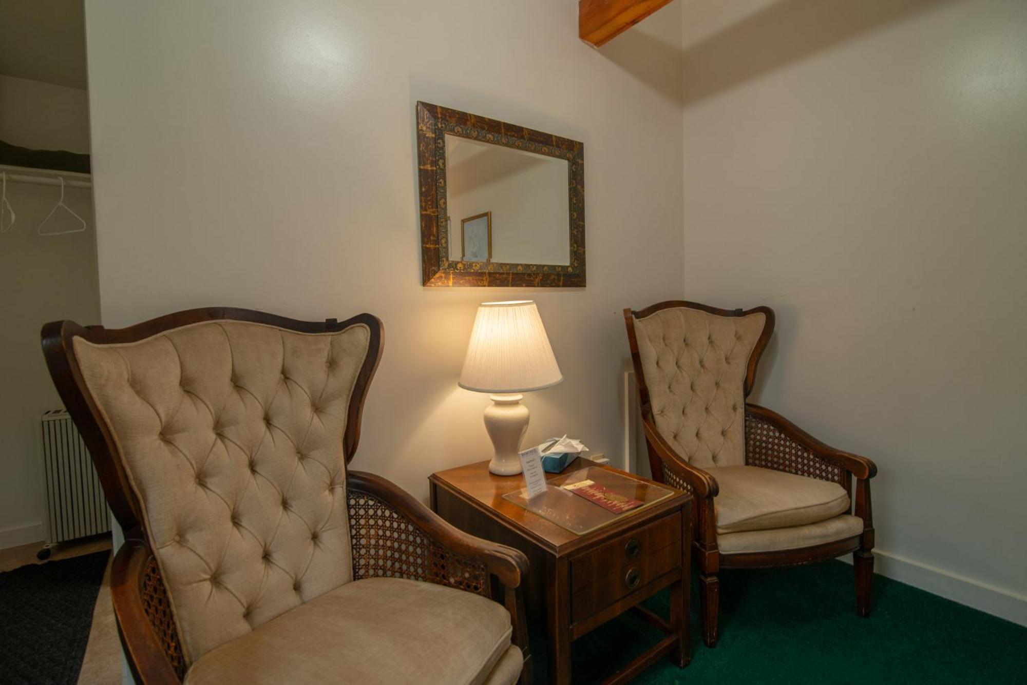 Moore House Inn & Cabins Marlinton Δωμάτιο φωτογραφία