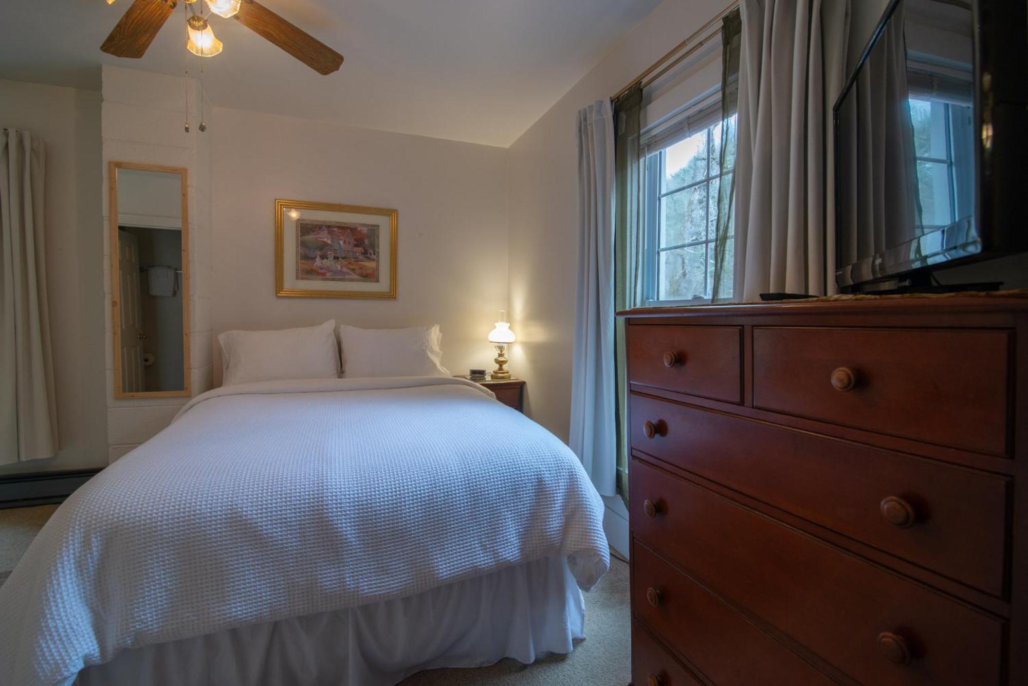 Moore House Inn & Cabins Marlinton Δωμάτιο φωτογραφία