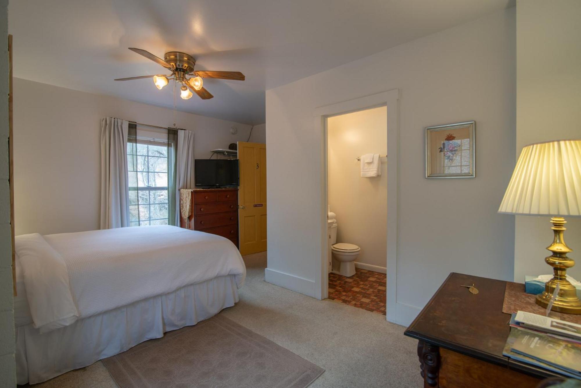 Moore House Inn & Cabins Marlinton Δωμάτιο φωτογραφία